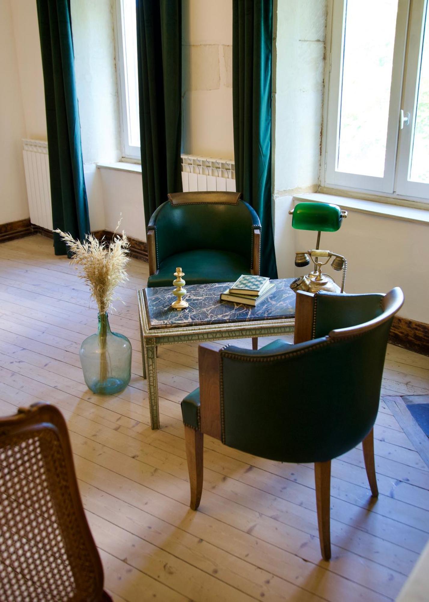 Chambres D'Hotes B&B - Chateau De Sienne Proche Avignon Orange Piscine Riviere Chusclan Exterior foto