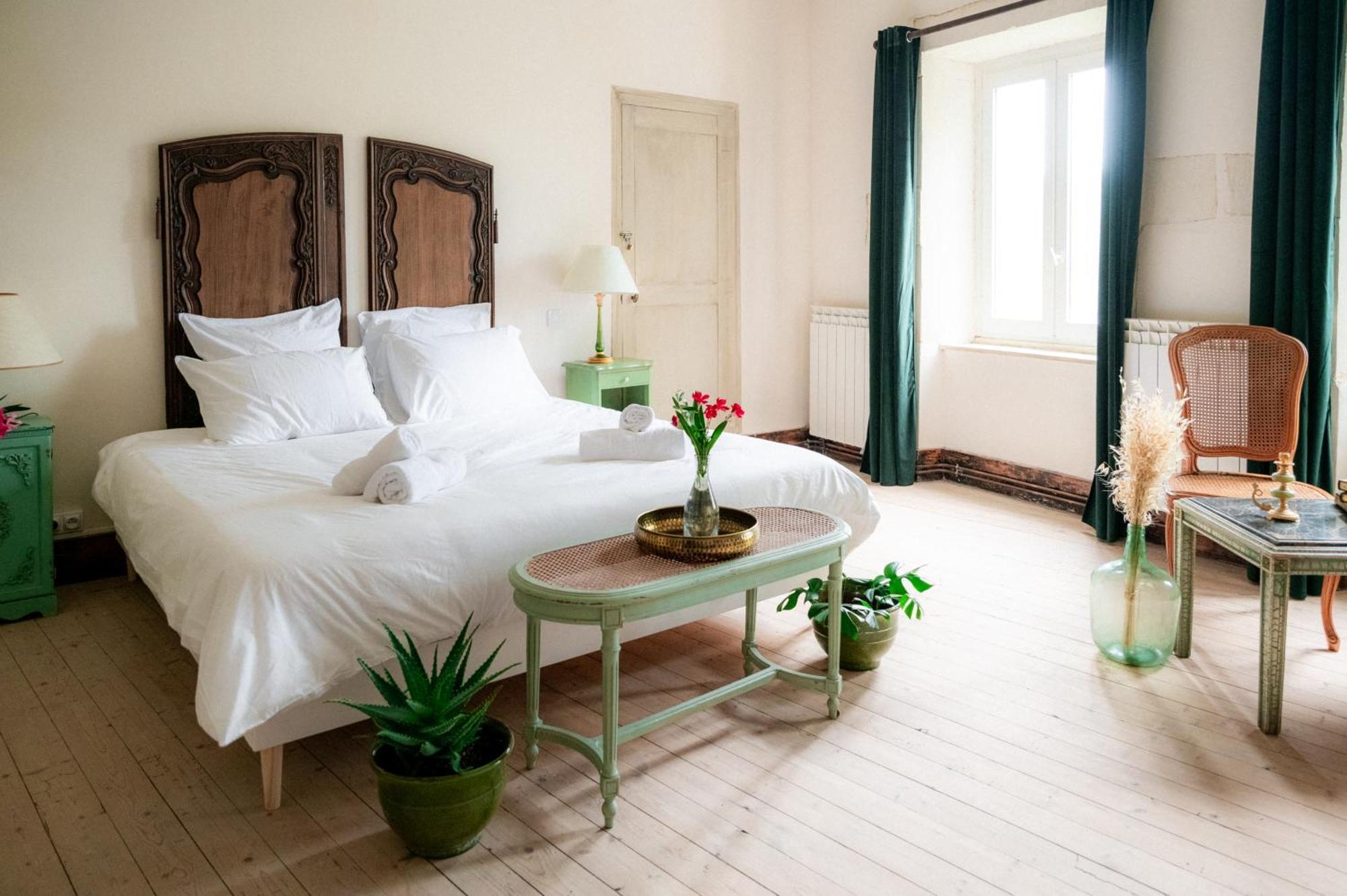 Chambres D'Hotes B&B - Chateau De Sienne Proche Avignon Orange Piscine Riviere Chusclan Exterior foto